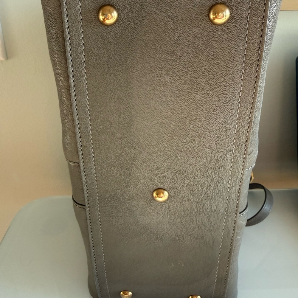 Yves Saint Laurent (YSL) Leather Cabas Y bag with Long Strap - Picture 7 of 8